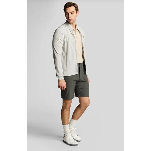 Lyle & Scott 5 Pocket Golf Shorts - Picture 4 of 9